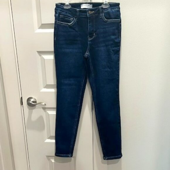 Lovervet Denim - Picture 1 of 6